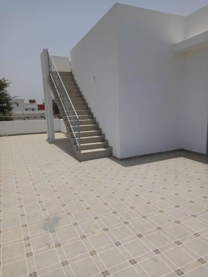 Villa Diambars Sali Tapé Exterior photo